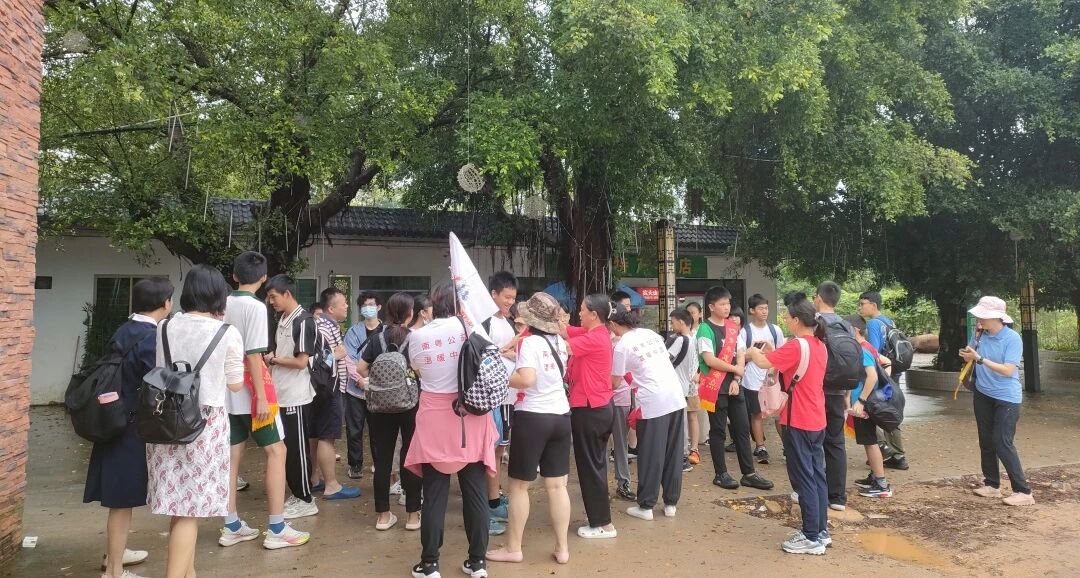守护绿水青山,共筑乡村旅游环保梦