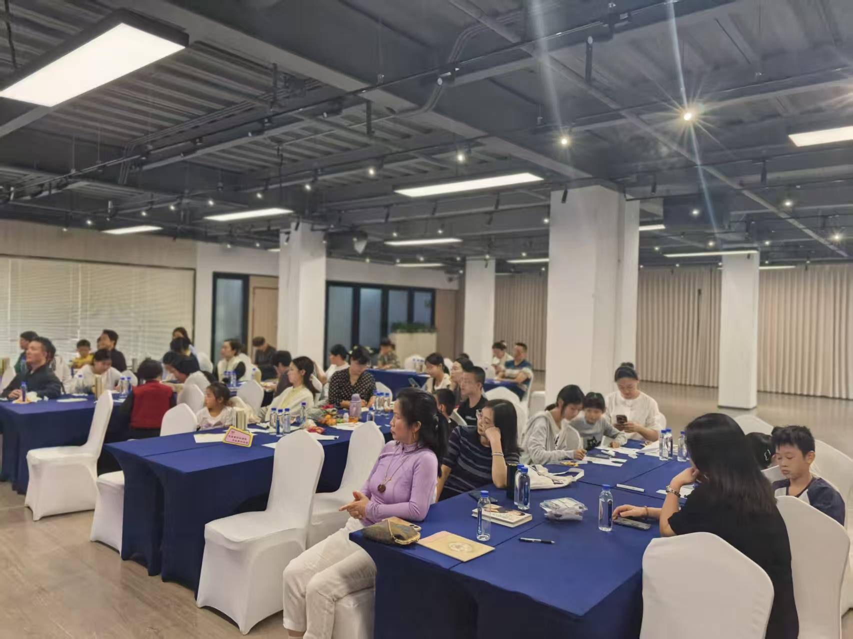 守护脊梁,挺直未来——青少年护脊科普学习活动在广州图书馆圆满举行